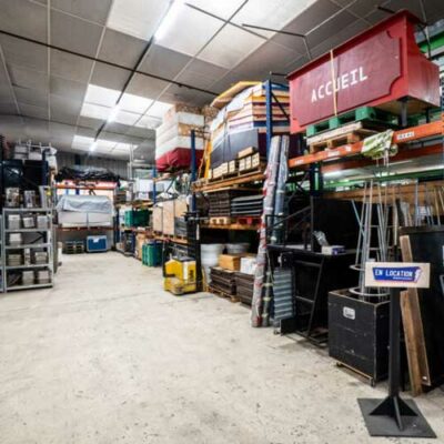 La ressourcerie culturelle stock le matériel du spectacle